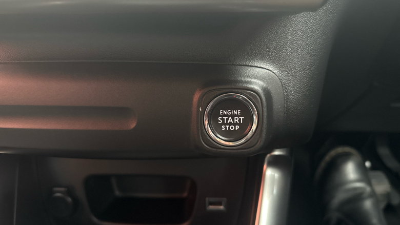 Citroen C3 Aircross 1.2 PureTech 110 Shine 5dr Petrol Hatchback